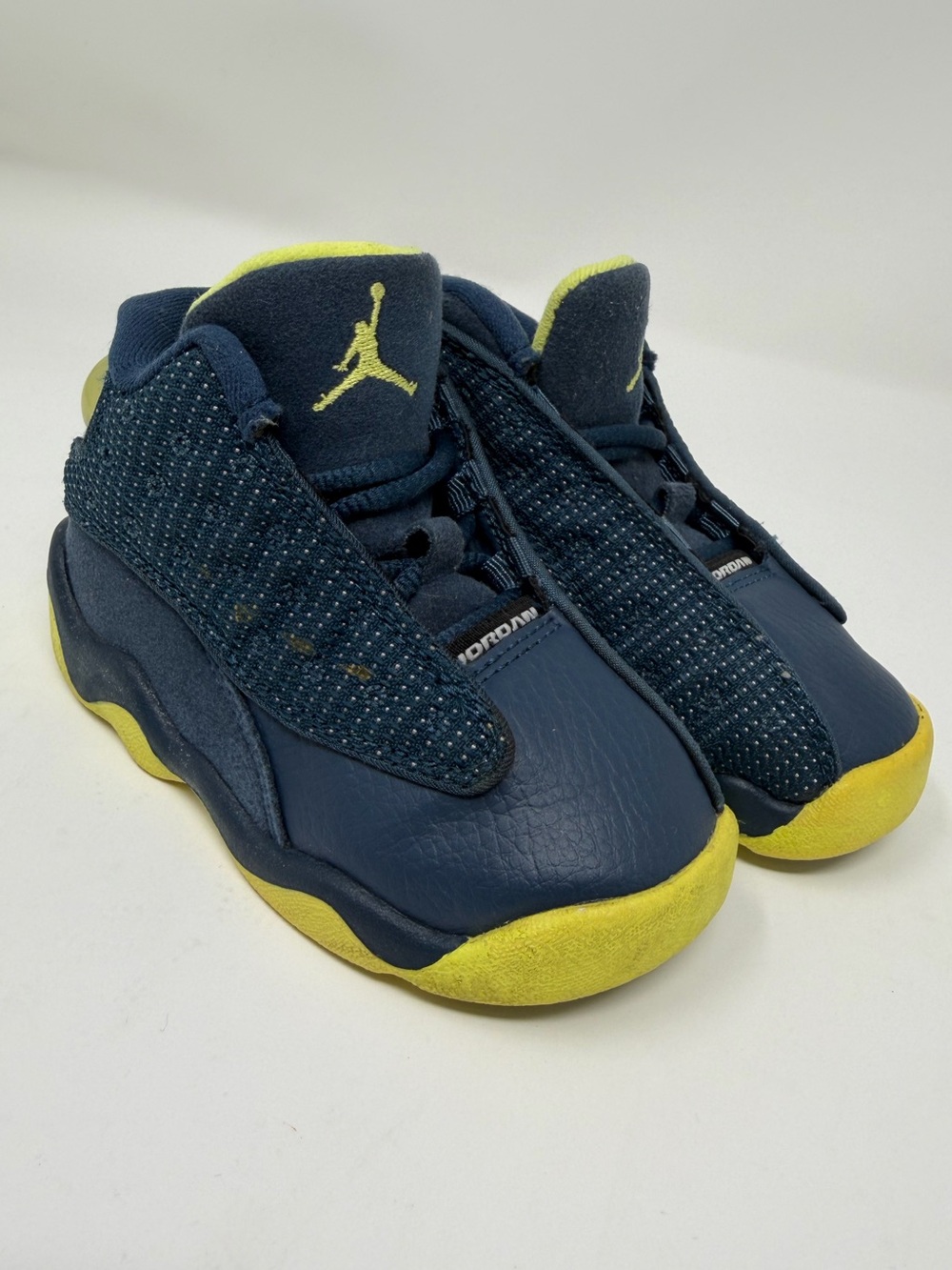 Jordan Kids Navy and Yellow Retro Sneakers Sz. 6c - Picture 1 of 9